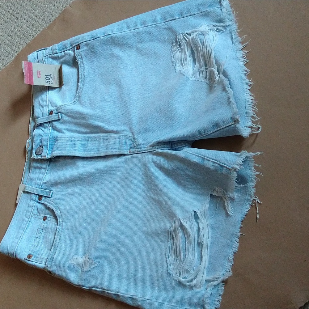 Levi's 501 high rise mid thigh jean shorts size 33